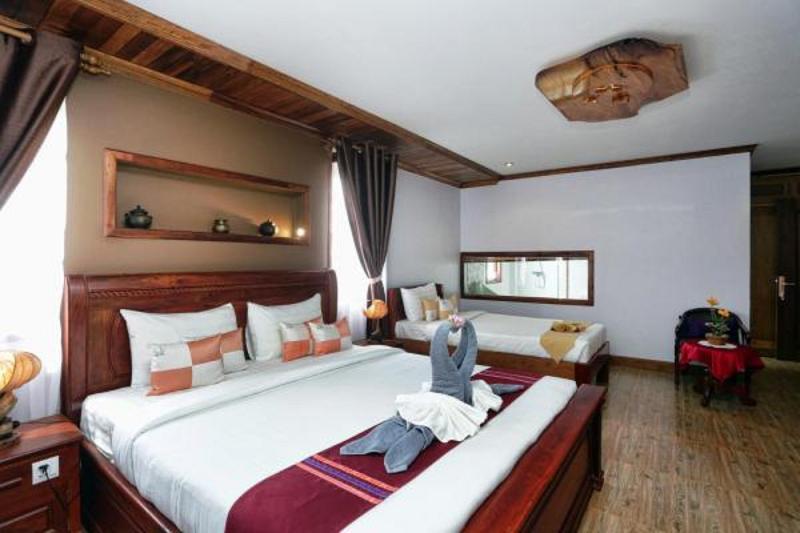 Antonios Villa Hotel Siem Reap Exterior photo