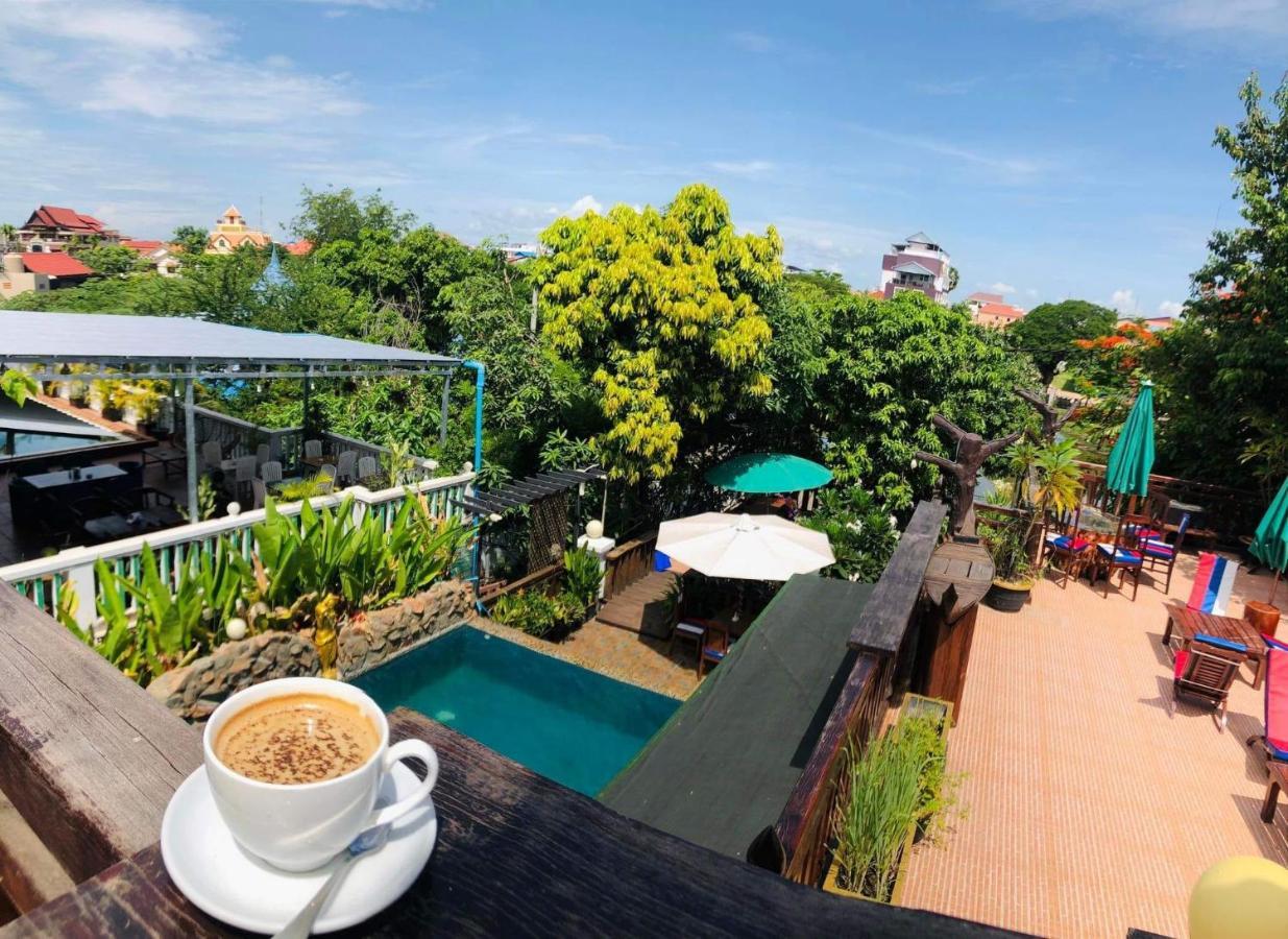 Antonios Villa Hotel Siem Reap Exterior photo