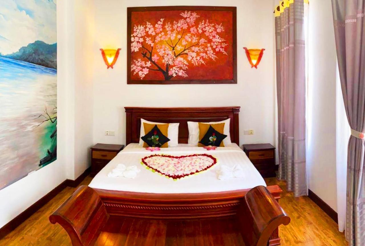 Antonios Villa Hotel Siem Reap Exterior photo